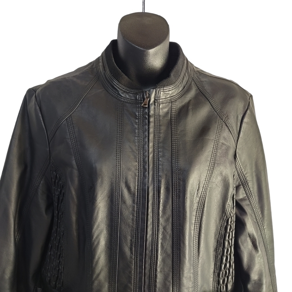 Susan Graver Women's Black Faux Leather Jacket Size M - Picture 3 of 12